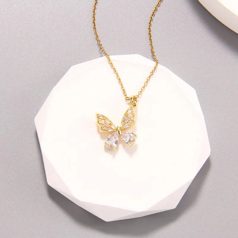 Lustra Butterfly Necklace White